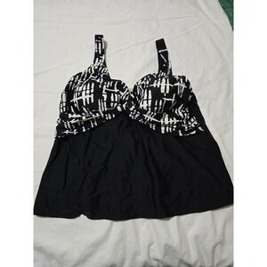 Merona Women's Black White Print Tankini Swim Top Plus Size 24W /0342